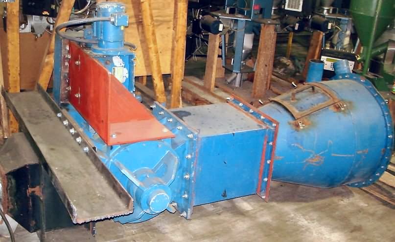 BIG JACK INDUSTRIES Cyclone, ~ 30" diameter x 57" high,